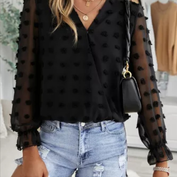 🔥New Deep V swiss dot top - Picture 8 of 14